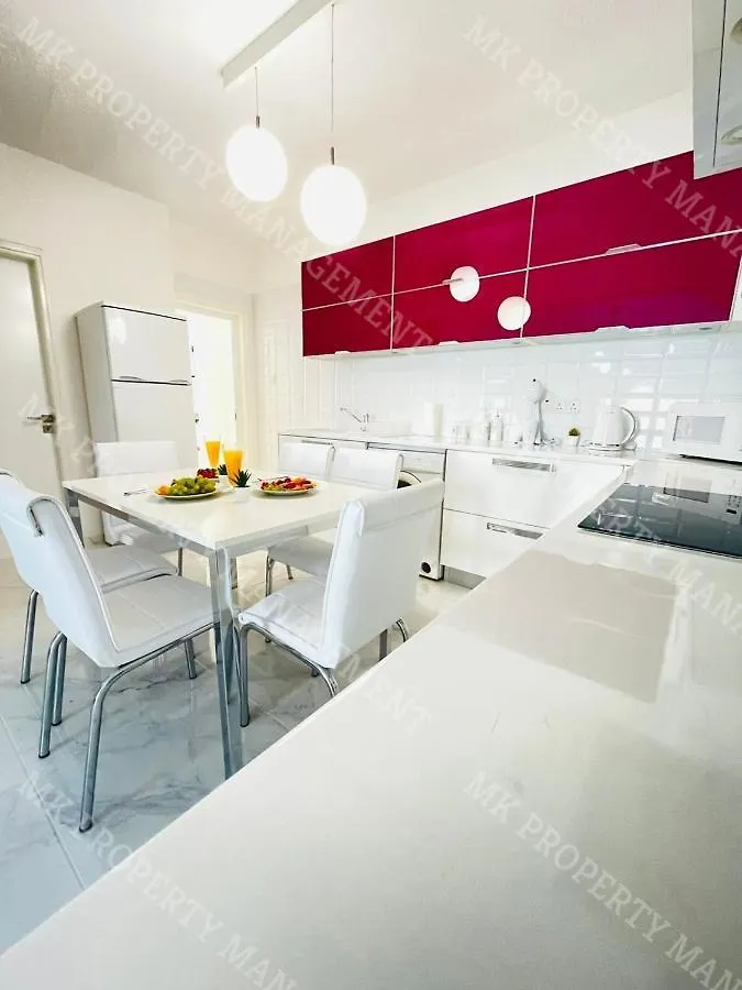 Milos City Center Apt. 32 Larnaca